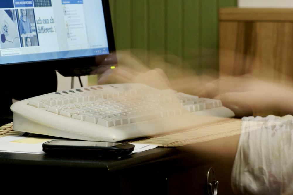 The social-lens program gives users an analysis gleaned from places like Facebook