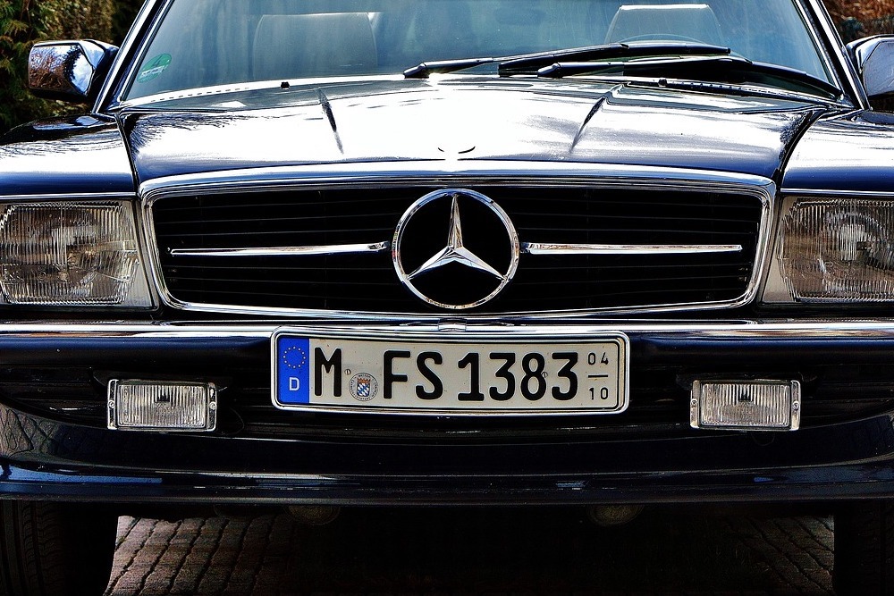 In addition to the new Mercedes-Benz vehicles