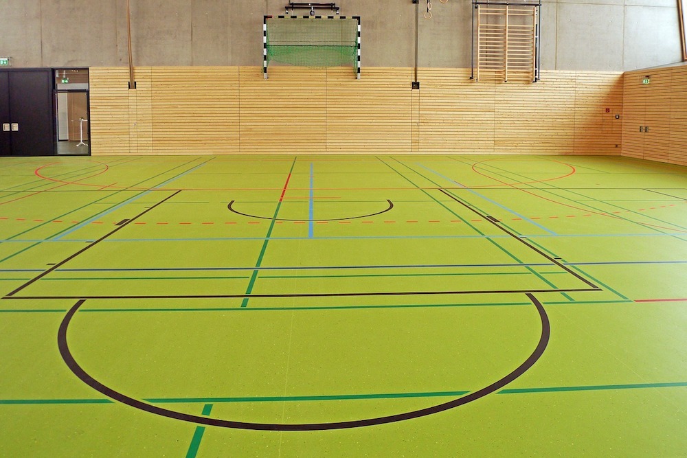 The Championship of Excellence began on Oct. 20 with two groups of eight teams. File photo